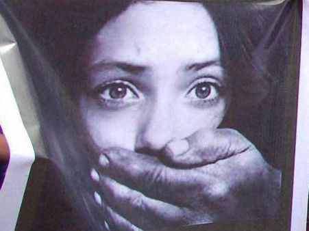 ഉത്തര്‍പ്രദേശില്‍ ഇനി സ്ത്രീകള്‍ക്ക് ജീവിക്കാന്‍ കഴിയില്ല, കാരണങ്ങള്‍ ഇതെല്ലാമാണ്