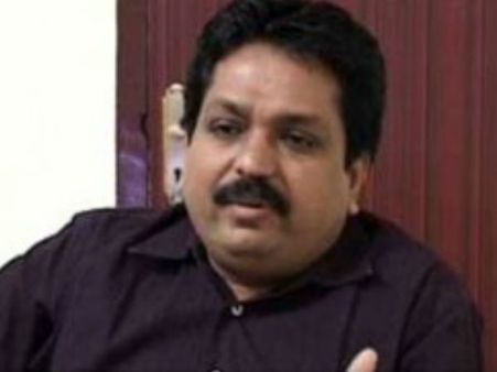 ഇനി പ്രസ് ബോര്‍ഡ് വെച്ച് വിലസാനാകില്ല; നിയന്ത്രിക്കുമെന്ന് തച്ചങ്കരി