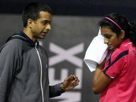 സിന്ധുവിന് ഒരു കോച്ച് ഉണ്ട്, പക്ഷേ എനിയ്ക്കത് ഉണ്ടായിരുന്നില്ല... ഗോപീചന്ദിന്റെ ഭാര്യ പറയുന്നു