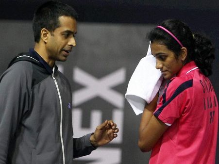 സിന്ധുവിന് ഗോപീചന്ദിനേക്കാള്‍ മികച്ച പരിശീലകനെ കണ്ടെത്തുമെന്ന് ഉപമുഖ്യമന്ത്രി