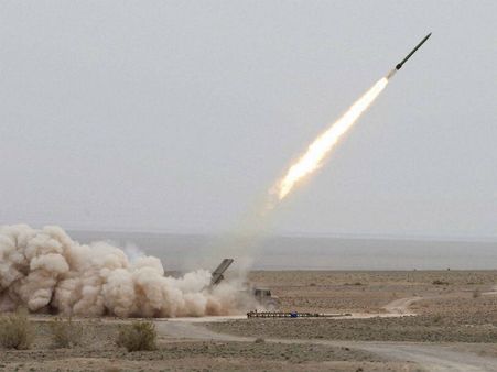 ഇറാന്റെ ആണവ കേന്ദ്രത്തിന് 'വ്യോമ പ്രതിരോധം'... പശ്ചിമേഷ്യയില്‍ സംഭവിക്കുന്നതെന്ത്?