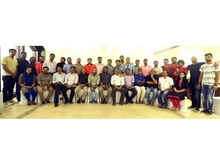 നിഷ് മേലാറ്റൂരിന് ഇന്ത്യന്‍ മീഡിയാ ഫോറം യാത്രയപ്പ് നല്‍കി