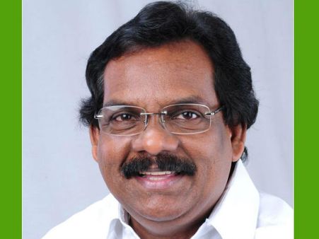 മാണി കോണ്‍ഗ്രസ് വിട്ടത് നോട്ടെണ്ണല്‍ യന്ത്രത്തിന് പണിയില്ലാഞ്ഞിട്ടോ? ആണെന്ന് പന്തളം സുധാകരന്‍!