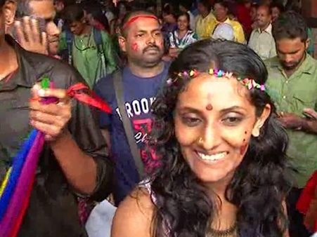 കോഴിക്കോട്ടുകാര്‍ക്ക് വേറിട്ടൊരു ദൃശ്യവിരുന്നൊരുക്കി സ്വാഭിമാന യാത്ര