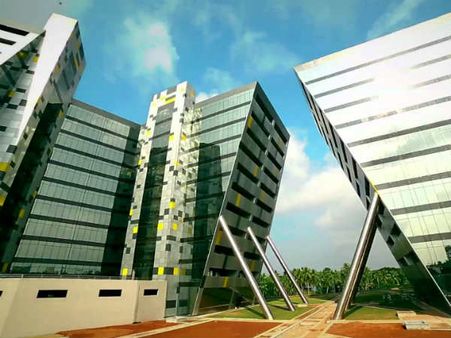 പണിയെടുത്തില്ലെങ്കിലും കൂലി വേണം; ടെക്കികളെ സിഐടിയുക്കാര്‍ കയ്യേറ്റം ചെയ്തു...