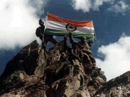 ഇന്ത്യന്‍ സൈന്യം അതിര്‍ത്തി കടന്ന് ആഞ്ഞടിച്ചു? പാക് അധീന കശ്മീരില്‍ ഭീകര കേന്ദ്രം നിലംപരിശാക്കി?