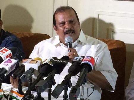 പിണറായിക്ക് നിയമ വ്യവസ്ഥ അറിയില്ല; പിസി ജോര്‍ജ്