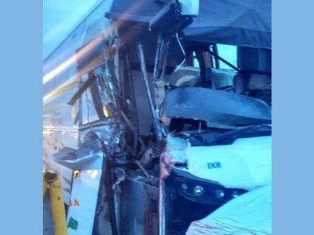 സ്വന്തം ജീവന്‍ പണയം വച്ചാണ് ഞങ്ങളെ രക്ഷപ്പെടുത്തിയത്; കെഎസ്ആര്‍ടിസി ഡ്രൈവറെക്കുറിച്ച് യാത്രക്കാരന്‍