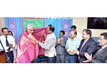ഷാര്‍ജ ഇന്ത്യന്‍ സ്‌കൂളില്‍ അദ്ധ്യാപക ദിനം ആചരിച്ചു