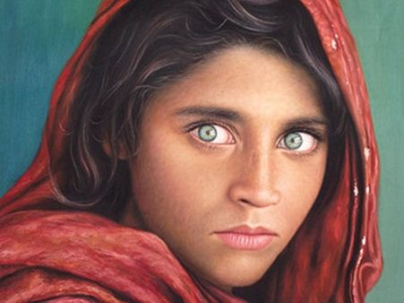 'അഫ്ഗാന്‍ മോണാലിസ' ഷര്‍ബത്ത് ഗുല പുറത്തേക്ക്?