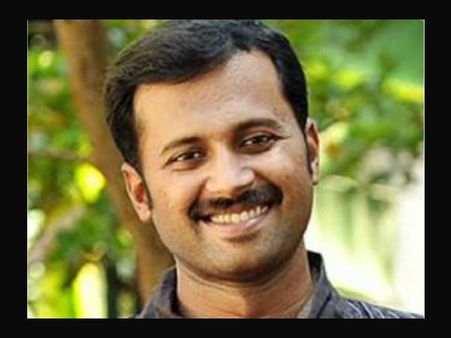 നിരാഹാരം കിടക്കുന്ന അനുപ് ജേക്കബിന്റെ ആരോഗ്യ നില മോശം; ആശുപത്രിയിലേക്ക് മാറ്റി