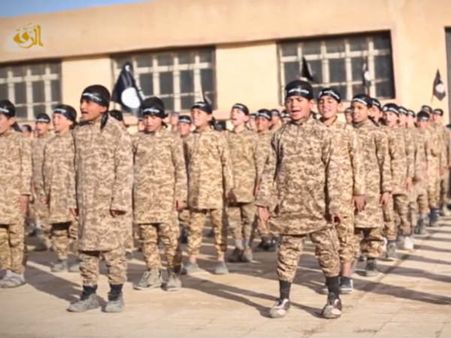 ഐസിസില്‍ അകപ്പെട്ട 8 വയസ്സുകാരന്‍ തന്റെ അനുഭവങ്ങള്‍ പങ്കുവെയ്ക്കുന്നു