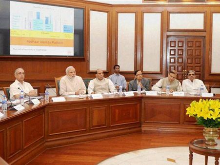 എന്താണ് ഡയറക്ട് ബെനിഫിഷ്യറി ട്രാന്‍സ്ഫര്‍? 500 കേന്ദ്ര പദ്ധതികള്‍ ഡിബിടി വഴിയെന്ന് കേന്ദ്രം