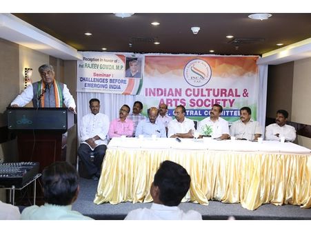 ഇന്ത്യയുടെ ഭാവി യുവജനങ്ങളുടെ കൂടെ: പ്രൊഫസര്‍ രാജീവ് ഗൗഡ എംപി