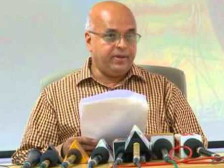 ടോം ജോസിന് 1.19 കോടിയുടെ അനധികൃത സ്വത്ത്: ബാങ്ക് അക്കൗണ്ടുകള്‍ മരവിപ്പിക്കുമെന്ന് വിജിലന്‍സ്