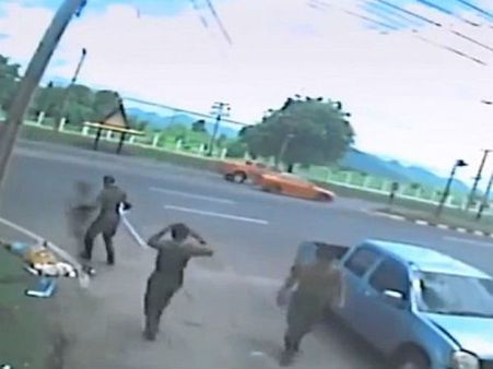 അപകടത്തില്‍ ബൈക്ക് യാത്രക്കാരി മരിക്കുന്നു, ഉടന്‍ ആത്മാവ് എഴുന്നേറ്റ് പോകുന്നു; ഇതാ വീഡിയോ...