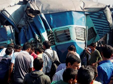 ഉത്തര്‍പ്രദേശ് ട്രെയിന്‍ അപകടം നടന്നത് അട്ടിമറിയോ? അപകടത്തിലേക്ക് നയിച്ച കാരണമെന്ത്?