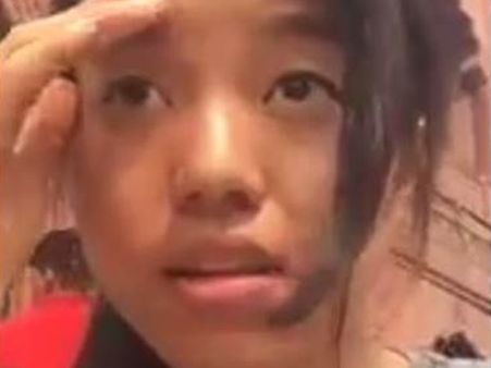 അരുണാചല്‍ പെണ്‍കുട്ടിയെ ദില്ലി ജുമാ മസ്ജിദില്‍ തടഞ്ഞു; ഫേസ്ബുക്ക് വീഡിയോ വൈറലാകുന്നു