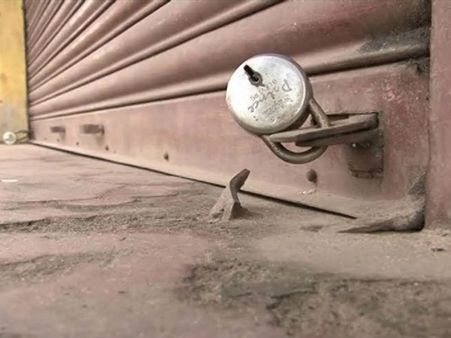 ഭാരത് ബന്ദ് തുടങ്ങി; കോണ്‍ഗ്രസും മമതയും കെജ്രിവാളും ബന്ദിനില്ല, ഇടത് പാര്‍ട്ടികള്‍ ഒറ്റപ്പെട്ടു!