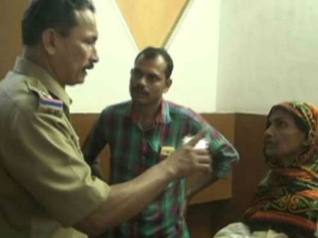 മുലപ്പാല്‍ നല്‍കാന്‍ ബാങ്കു വിളി; നിയമ നടപടികളുമായി ബാലാവകാശ കമ്മീഷന്‍