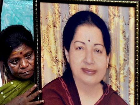 ബ്ലാക്ക് മാജിക്ക്... അസുഖം.. ആശുപത്രി വാസം... ജയലളിതയ്ക്ക് എംഎല്‍എ സ്ഥാനം പോലും നഷ്ടപ്പെടും?