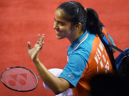 സൈന നേവാള്‍ രാജ്യദ്രോഹിയെന്ന് സോഷ്യല്‍ മീഡിയ, കാരണം പുതിയ മൊബൈല്‍ ഫോണും!