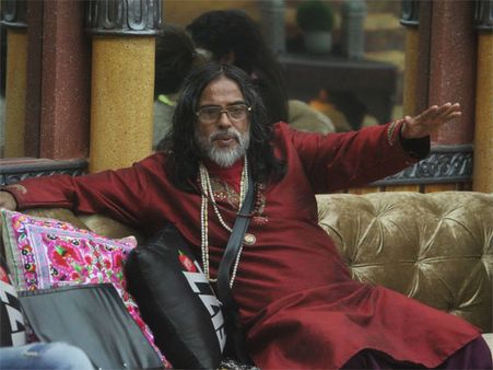 ഷാരൂഖ്, അമീര്‍, സെയ്ഫ് എന്നിവരെ ഹിന്ദുവാക്കും; ബിഗ്‌ബോസിലെ സ്വാമിയുടെ ഭീഷണി ഭീകരം തന്നെ!