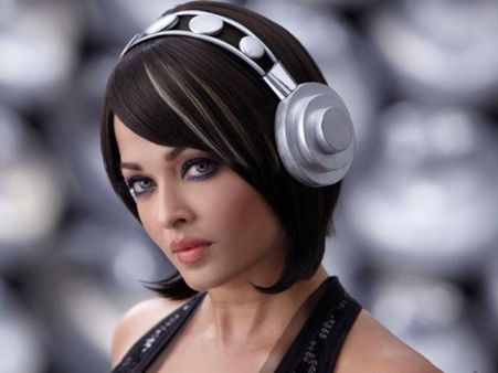 ഐശ്വര്യ റായോ, സ്കാര്‍ലറ്റ് ജോണ്‍സണോ... ഏത് സെലിബ്രിറ്റിയുമായും ഇനി 'സെക്‌സ് ചെയ്യാം', പണം മാത്രം പോര