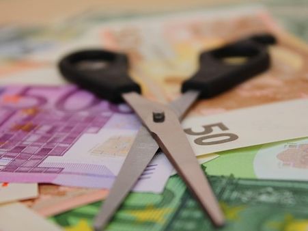 10,000 രൂപ കൈക്കൂലി; വിവാഹത്തിന് ഒരാഴ്ച മുമ്പ് എഞ്ചിനീയര്‍ വിജിലന്‍ന്റെ പിടിയില്‍