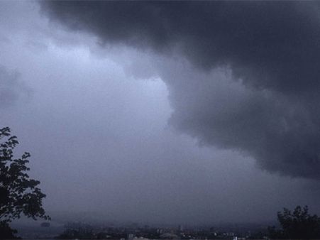 മൂടല്‍ മഞ്ഞ് ഡ്രൈവര്‍മാര്‍ കനത്ത ജാഗ്രത പാലിക്കണം!!!