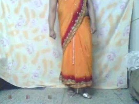 പാന്റിടില്ല, പകരം സാരി, പെണ്ണിനെ പോലെ, ഭാര്യയുമായി ലെസ്ബിയന്‍... ടെക്കിയായ ഭാര്യയുടെ വിധി