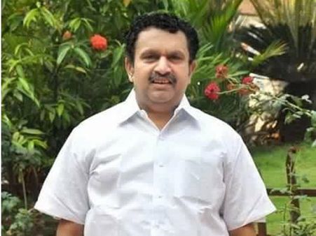 പറയേണ്ടവര്‍ പറഞ്ഞില്ലെങ്കില്‍ മുരളി പുച്ഛിച്ച് തള്ളും! കോണ്‍ഗ്രസില്‍ മുരളിയാണ് താരം