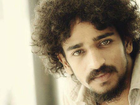 രക്തം ദാഹിച്ച് പിണറായി വിജയന്റെ പൊലീസ്!! കാക്കിക്കുള്ളില്‍ കാവി ട്രൗസര്‍