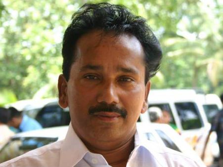 സിനിമാ തിയേറ്ററില്‍ മാത്രമല്ല, എന്‍സിപിയുടെ സമ്മേളനങ്ങളിലും ദേശീയഗാനം നിര്‍ബന്ധം