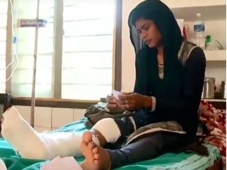 മുസ്ലീം പെണ്‍കുട്ടിയ്ക്ക് സ്‌കൂട്ടര്‍ ഓടിക്കാനും പാടില്ലേ? പാടില്ല, മലപ്പുറത്ത് കാല്‍ തല്ലിയൊടിക്കും