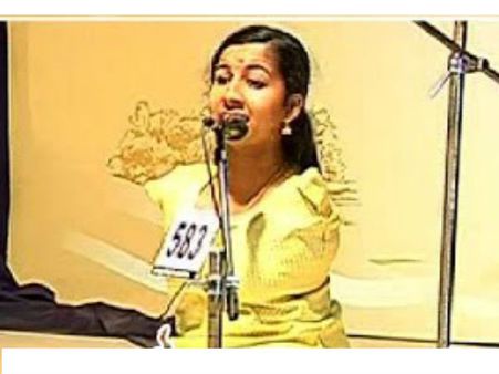 വൈകല്യങ്ങളെ പാടി തോല്‍പിച്ച കണ്‍മണിയാണ് താരം