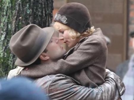 ഒമ്പത് മണിക്കൂര്‍ നീണ്ട 'സെക്‌സ് സീന്‍', നടിയുടെ കണ്ണില്‍ നിന്ന് പൊന്നീച്ച പറന്നു;ലോകം ഞെട്ടി