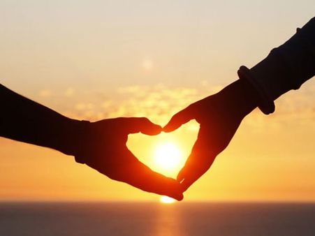 പ്രണയിനിയെ ചുംബിയ്ക്കാനും ആപ്പ്! എന്താണ് കിസ്സെഞ്ചര്‍