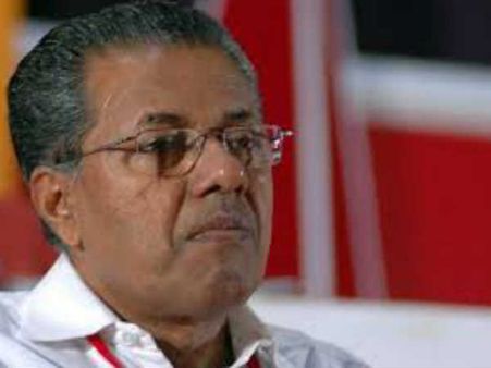 പിണറായിയെ 'വഴിതെറ്റിക്കുന്നത്' പോലിസ്!! കൊട്ടിയത്തിനു പകരം കോട്ടയത്തേക്ക്, സംഭവം വിവാദം..