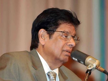 ഇ അഹമ്മദ് എംപിയുടെ നിലഗുരുതരം; രാഹുല്‍ ഗാന്ധി ആശുപത്രിയിലെത്തി