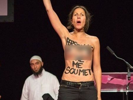 മാറിടം തുറന്ന് കാട്ടി ലോകത്തെ ഞെട്ടിച്ച പെണ്‍പ്രതിഷേധങ്ങള്‍... ഫെമെന് അകാലചരമം?