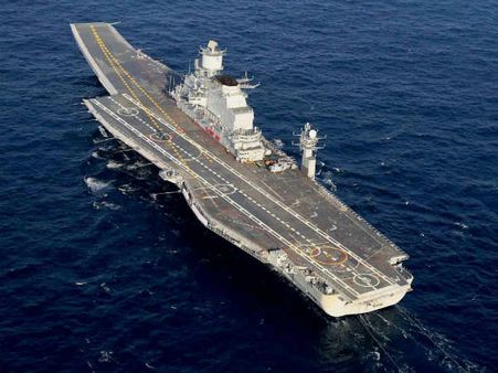 ഐഎന്‍എസ് വിക്രമാദിത്യക്ക് മറ്റൊരു അംഗീകാരം കൂടി; എടിഎമ്മുള്ള ആദ്യ യുദ്ധക്കപ്പല്‍...