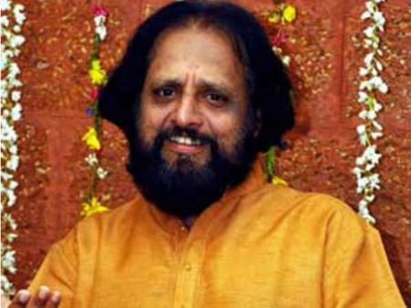 കമലിനെതിരെ കൈതപ്രം; മോദിയെ നരാധമന്‍ എന്ന് വിളിച്ചത് ശരിയായില്ല