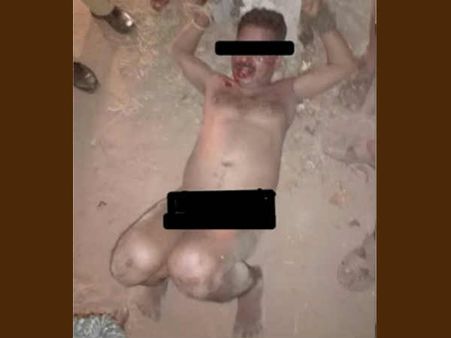 കൊടുങ്ങല്ലൂരില്‍ സദാചാര ഗുണ്ടായിസം..യുവാവിനെ നഗ്നനാക്കി കെട്ടിയിട്ട് തല്ലിച്ചതച്ചു..!!!