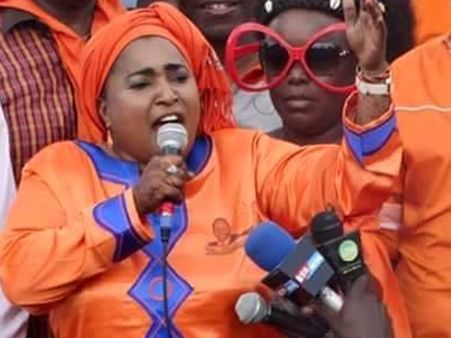 തിരിച്ചറിയല്‍ കാര്‍ഡില്ലെങ്കില്‍ സെക്‌സുമില്ല.. വനിതാ എംപി ഭര്‍ത്താക്കന്മാര്‍ക്ക് കൊടുത്ത പണി!