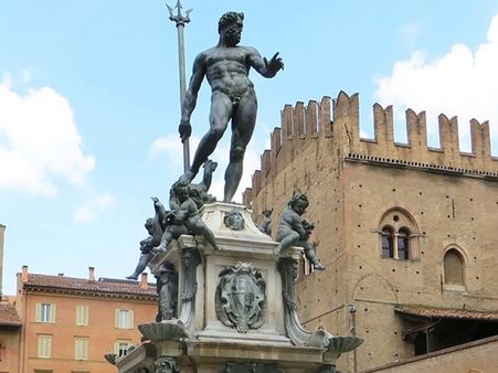 ഇതില്‍ എവിടെയാണ് ഫേസ്ബുക്കേ നിങ്ങളുടെ 'നഗ്നത'... സുക്കര്‍ബര്‍ഗ്ഗിന് ഇത് എന്ത് പറ്റി?