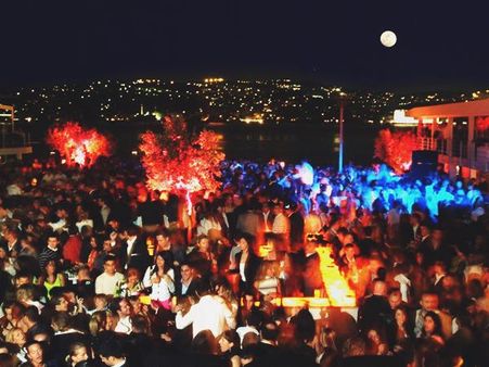 തുർക്കിയിലെ നിശാക്ലബ്ബിൽ ആക്രമണം, 39 പേർ കൊല്ലപ്പെട്ടു