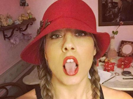 ഒരു 'നോ' മതി ഇറ്റാലിയന്‍ നടി കൂടെ കിടക്കും; ഇറ്റാലിയന്‍ ജനതയെ സന്തോഷിപ്പിക്കാനൊരുങ്ങി സുന്ദരി...