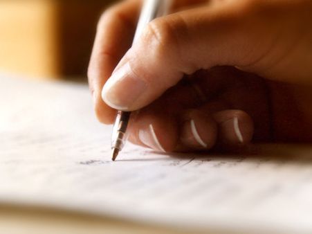 സൗദി:സര്‍ട്ടിഫിക്കറ്റുകള്‍ അറ്റസ്റ്റ് ചെയ്യുന്നതിന് ഫീസ്!!സ്വകാര്യ ആശുപത്രി റിപ്പോര്‍ട്ടുകള്‍ക്ക്!