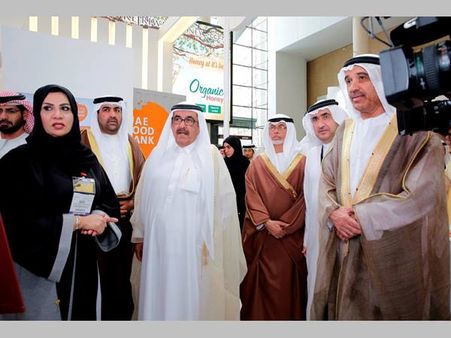 ദുബായ് റെസ്റ്റോറന്റുകളില്‍ ഇനി ഗ്രീന്‍ കാര്‍ഡും